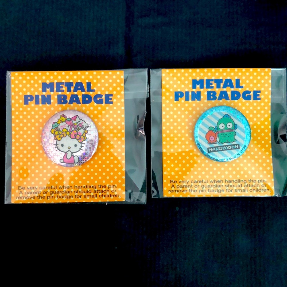 Two Sanrio Characters Metal Pin Badges 🆕Hello Kitty & Hangyodon